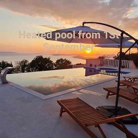 Sea View Luxury Apart Hotel Villa Conte With Swiming Pool And Romantic Spa Podstrana Kültér fotó