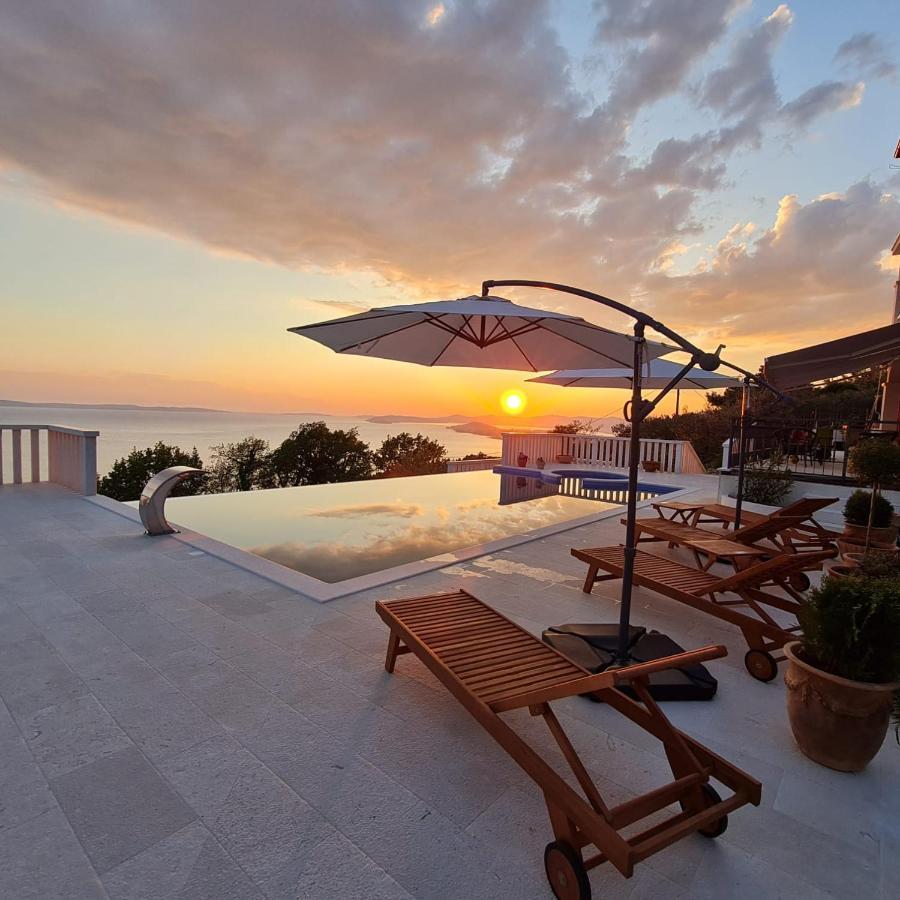 Sea View Luxury Apart Hotel Villa Conte With Swiming Pool And Romantic Spa Podstrana Kültér fotó