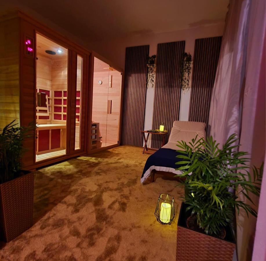 Sea View Luxury Apart Hotel Villa Conte With Swiming Pool And Romantic Spa Podstrana Kültér fotó