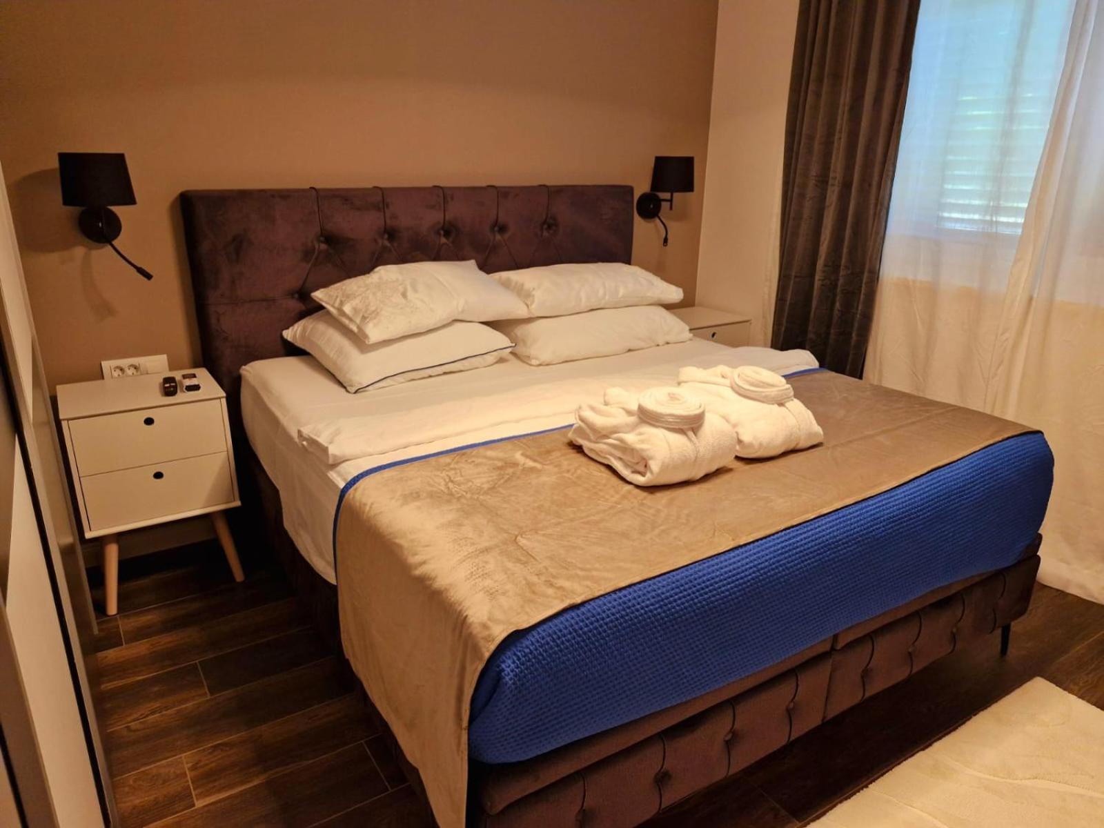 Sea View Luxury Apart Hotel Villa Conte With Swiming Pool And Romantic Spa Podstrana Kültér fotó